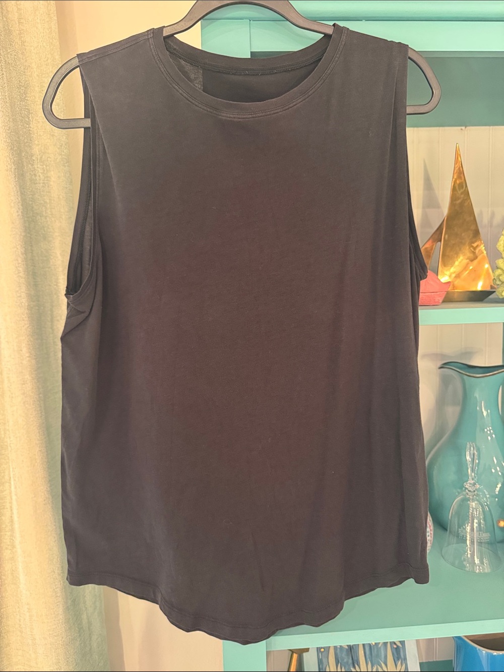 Lululemon Black Sleeveless Tank Top - Women EUC